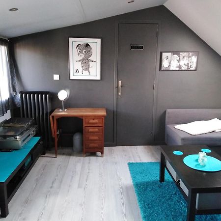 Grande Chambre Poissy Exteriör bild